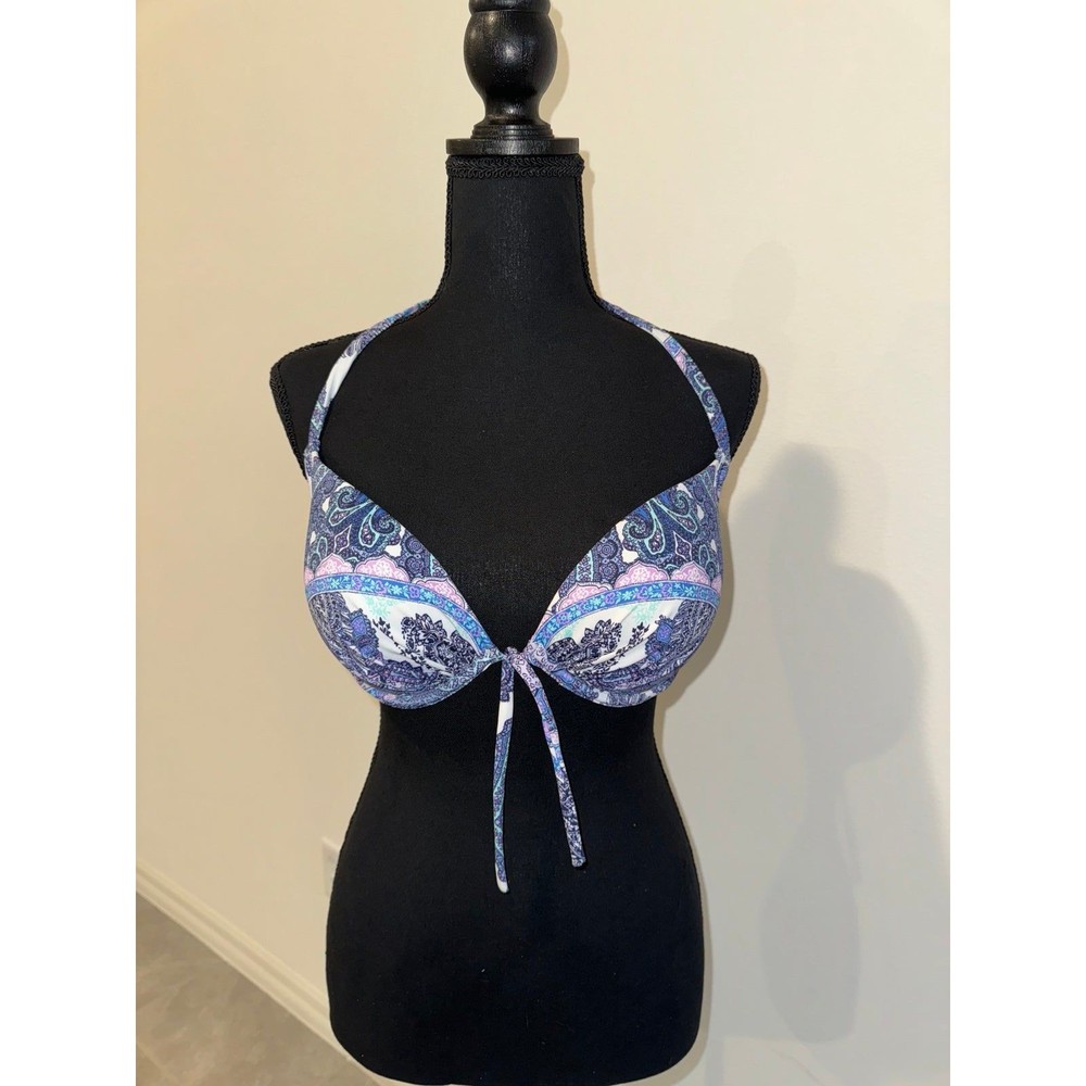 Victoria’s Secret bathing suit bikini top